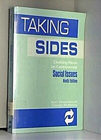Taking Sides: Clashing Views on Controversial Social Issues (Paperback, 9)