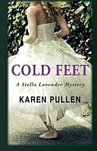 Cold Feet: A Stella Lavender Mystery (Paperback)