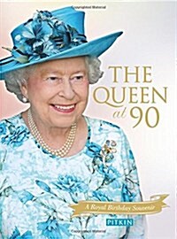 The Queen : Celebrating Through the Decades (Paperback)