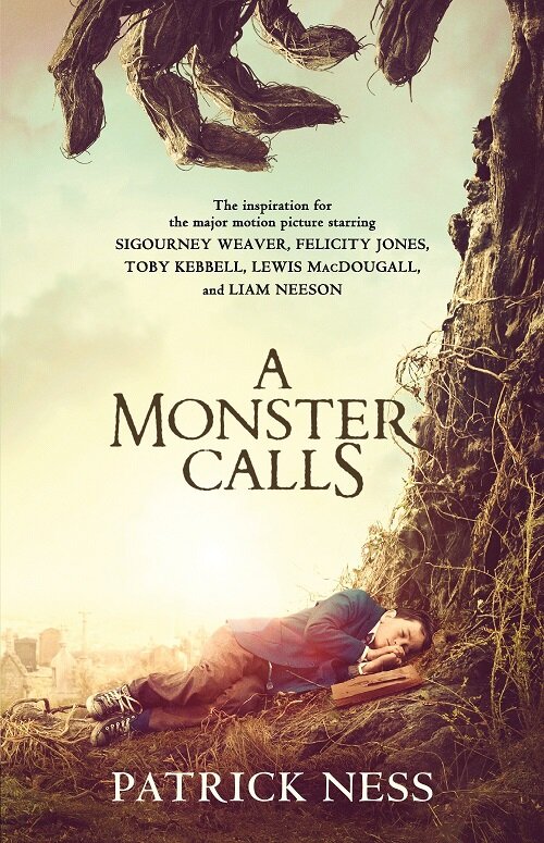 A Monster Calls: Inspired by an Idea from Siobhan Dowd (Paperback)