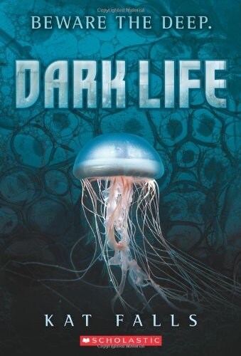 Dark Life: Volume 1 (Paperback)