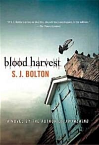 Blood Harvest (Paperback, Reprint)