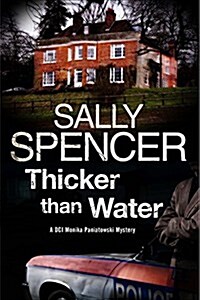 Thicker Than Water : A British Police Procedural Set in 1970s (Hardcover, Large type / large print ed)