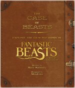 The Case of Beasts: Explore the Film Wizardry of Fantastic Beasts and Where to Find Them (Hardcover, US Edition)