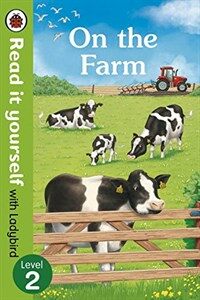 On the Farm - Read It Yourself with Ladybird Level 2 (Paperback)