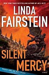 Silent Mercy (Hardcover, Large Print)