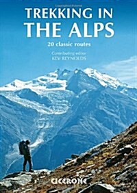 Trekking in the Alps (Paperback)