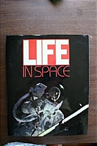 Life in Space (Hardcover)