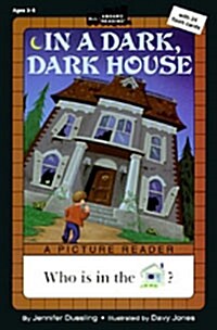[중고] In a Dark, Dark House (Paperback)