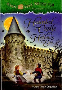 Haunted castle on Hallows Eve 표지이미지