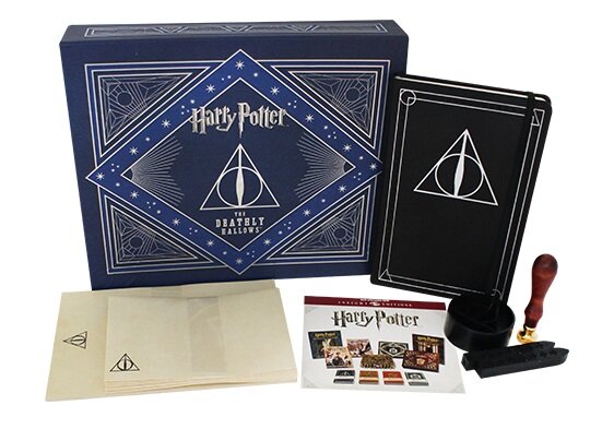 HARRY POTTER: THE DEATHLY HALLOWS DELUXE STATIONERY SET (Book)