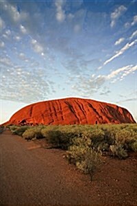 Ayers Rock (Uluru) in Australia Journal: 150 Page Lined Notebook/Diary (Paperback)