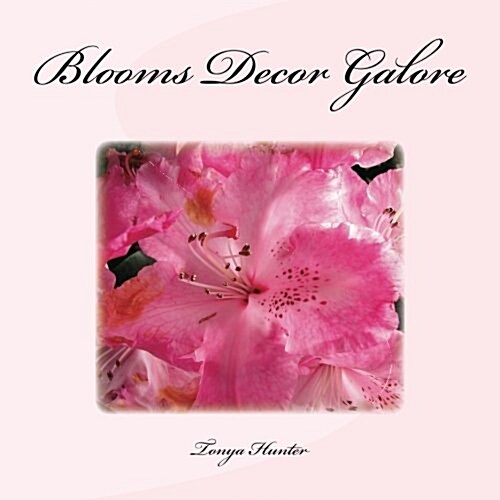Blooms Decor Galore (Paperback)
