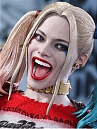 [Hot Toys] Suicide Squad ? 1/6th scale Harley Quinn Collectible Figure