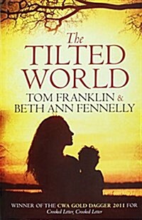 The Tilted World (Hardcover, Large print ed)