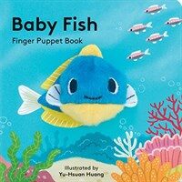 Baby Fish: Finger Puppet Book (Board Books)