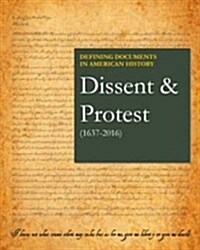 Defining Documents in American History: Dissent & Protest: Print Purchase Includes Free Online Access (Hardcover)