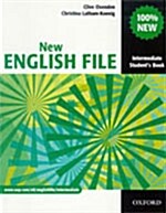 New English File: Intermediate: Students Book : Six-level General English Course for Adults (Paperback)