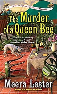 The Murder of a Queen Bee (Mass Market Paperback)