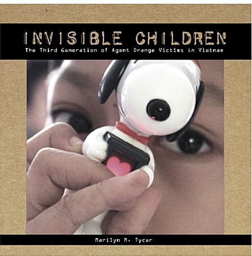 Invisible Children (Paperback)